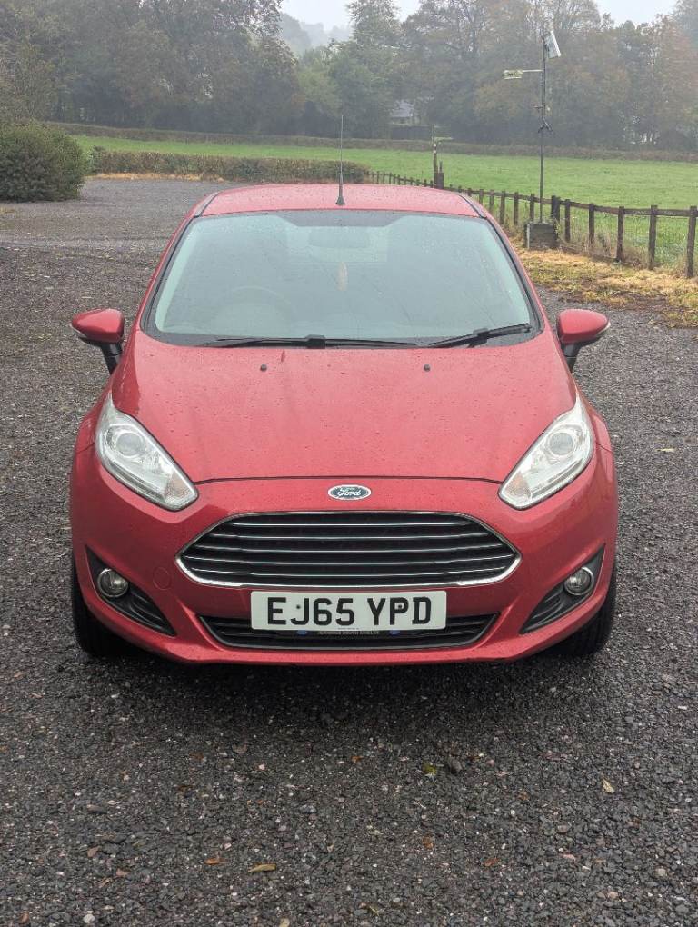 Ford, FIESTA, Hatchback, 2015, Manual, 1241 (cc), 5 doors