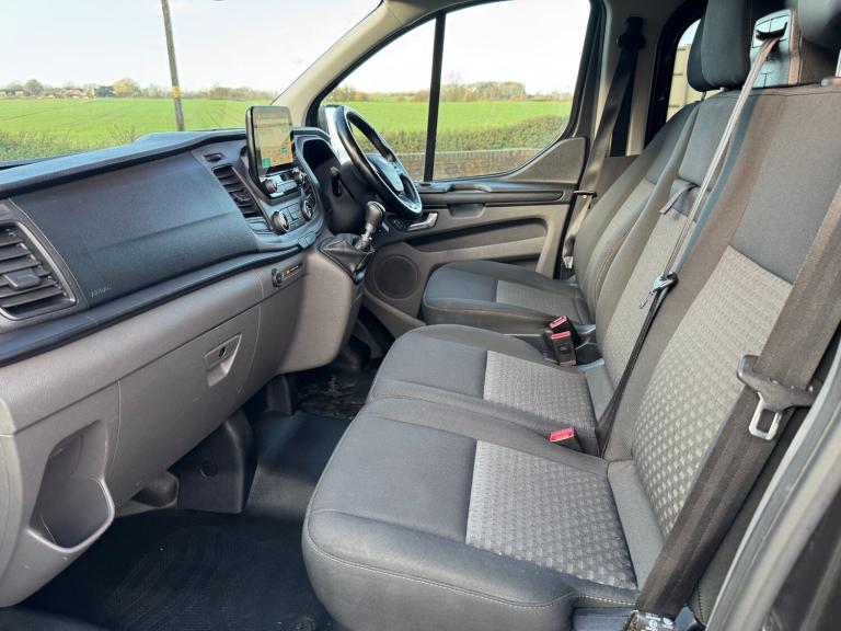 2019 Ford Transit Custom 2.0 EcoBlue 130ps Low Roof Kombi Trend Van MINIBUS LIKE TOURNEO AIR CON ...