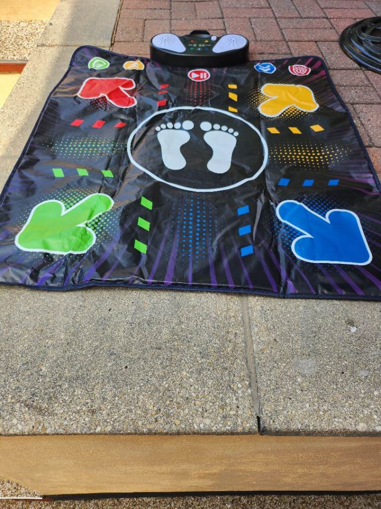 Electronic Dance Mat Game – Good Condition
