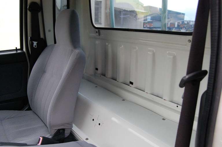 DAIHATSU HIJET  White Manual Petrol 2008