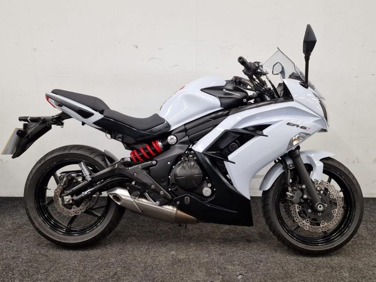 KAWASAKI ER6F ** UNTOUCHED - LOW MILEAGE - MOT MAY 2027 **