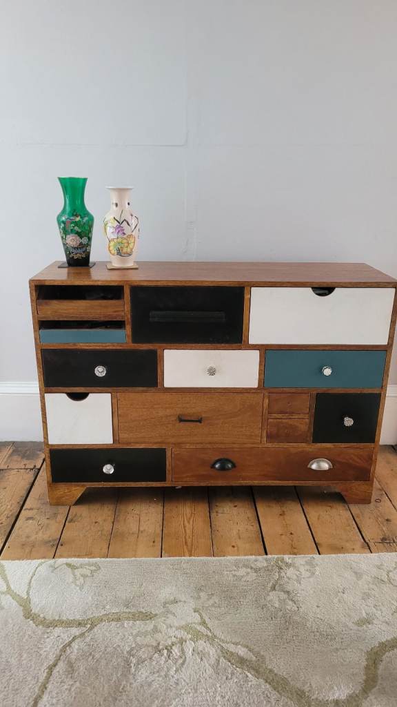 Graham and Green New Freud Chest of Drawers