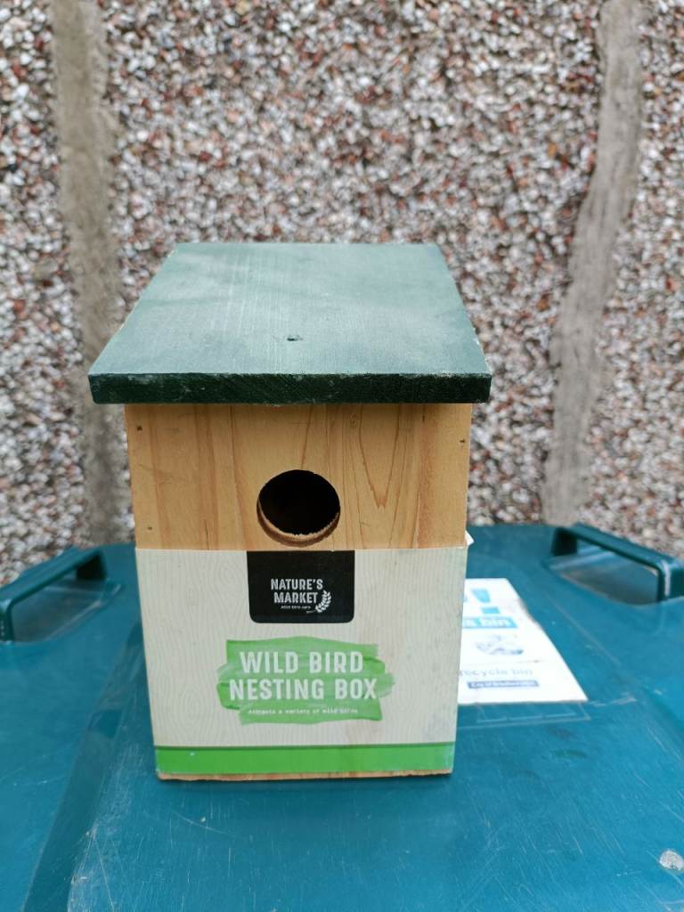 Bird's Nest Box 