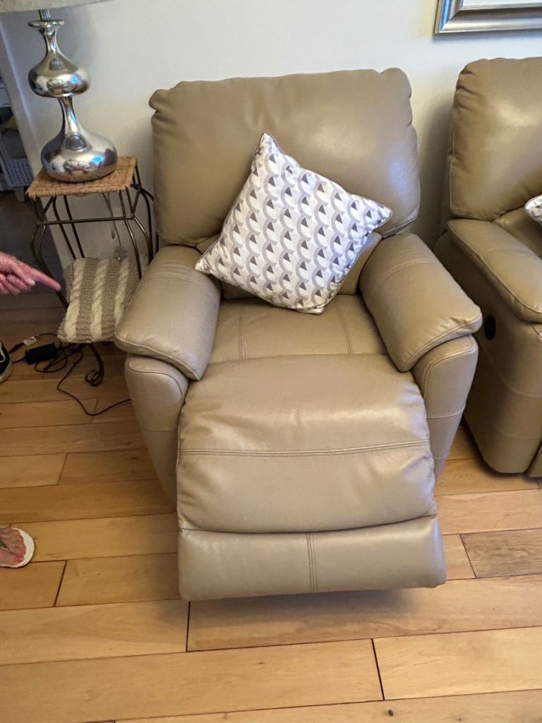Settee / suite