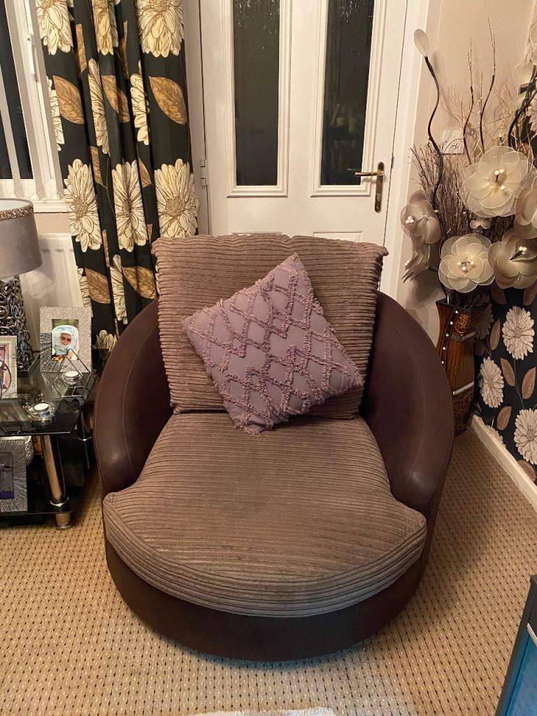 Sofa and swivel chair 