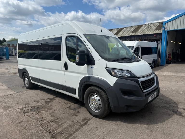 Peugeot Boxer Secure Cell Ambulance 