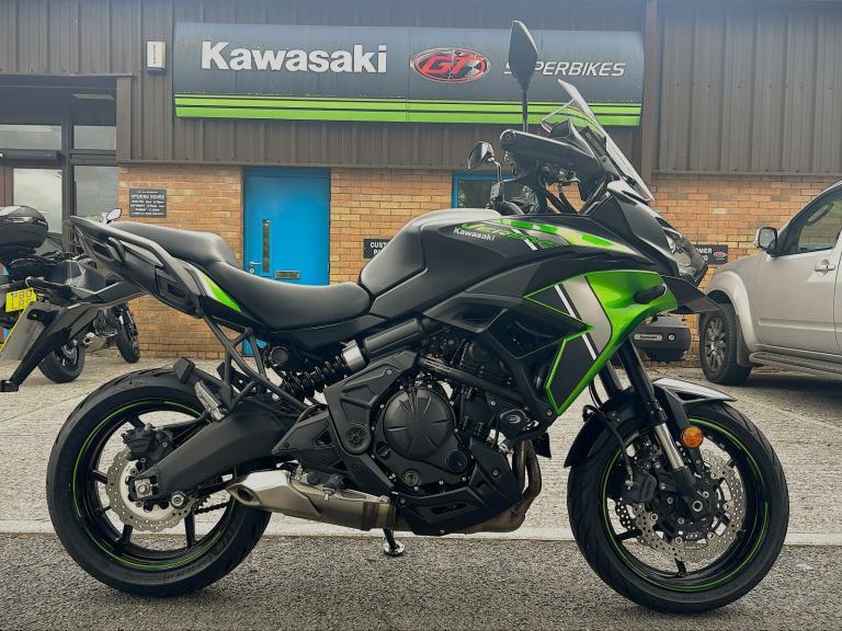 2025 Kawasaki Adventure Motorcycle KLE 650 Versys Green Grey Black  