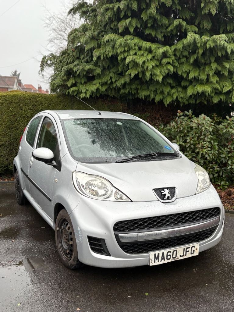 Peugeot, 107, Hatchback, 2010, Manual, 998 (cc), 5 doors
