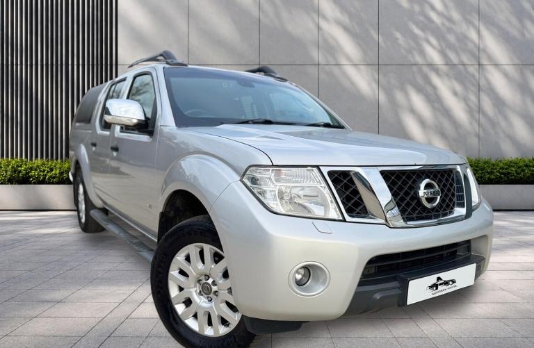 2011 Nissan Navara Double Cab Pick Up Outlaw 3.0dCi V6 231 4WD Auto PICK UP Diesel Automatic