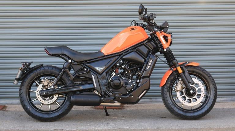 Zontes ZT125-C 125cc 2025 CUSTOM COLOUR, BRAND NEW UNREGISTERED