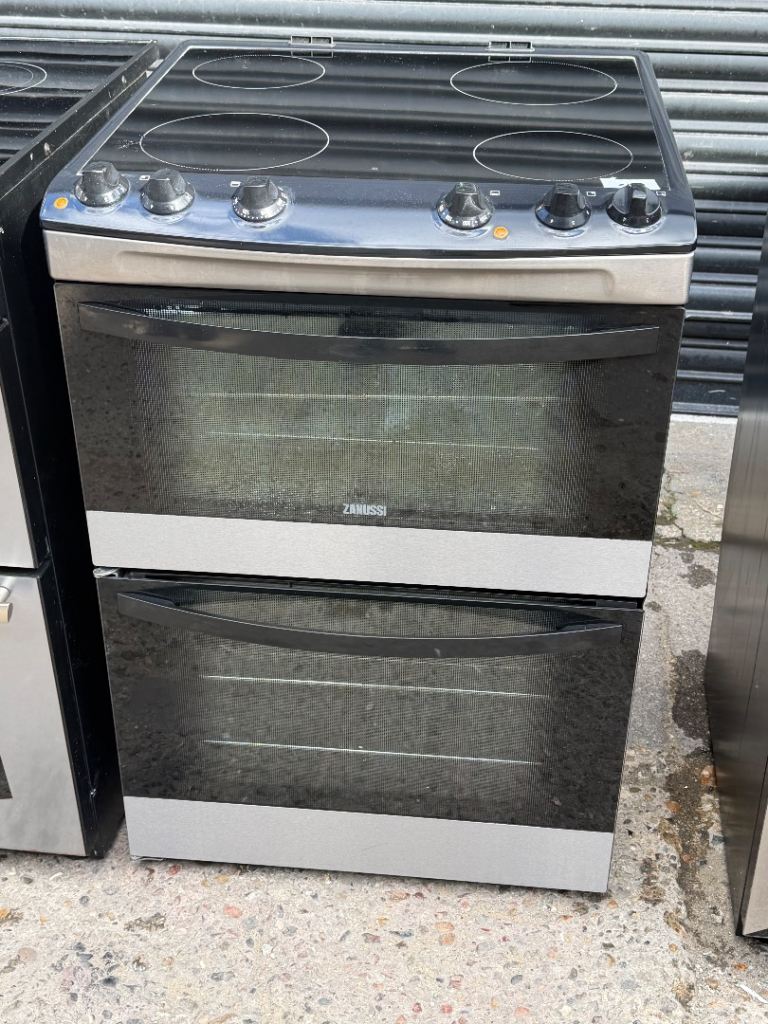 Zanussi Freestanding Electric Cooker 60cm wide