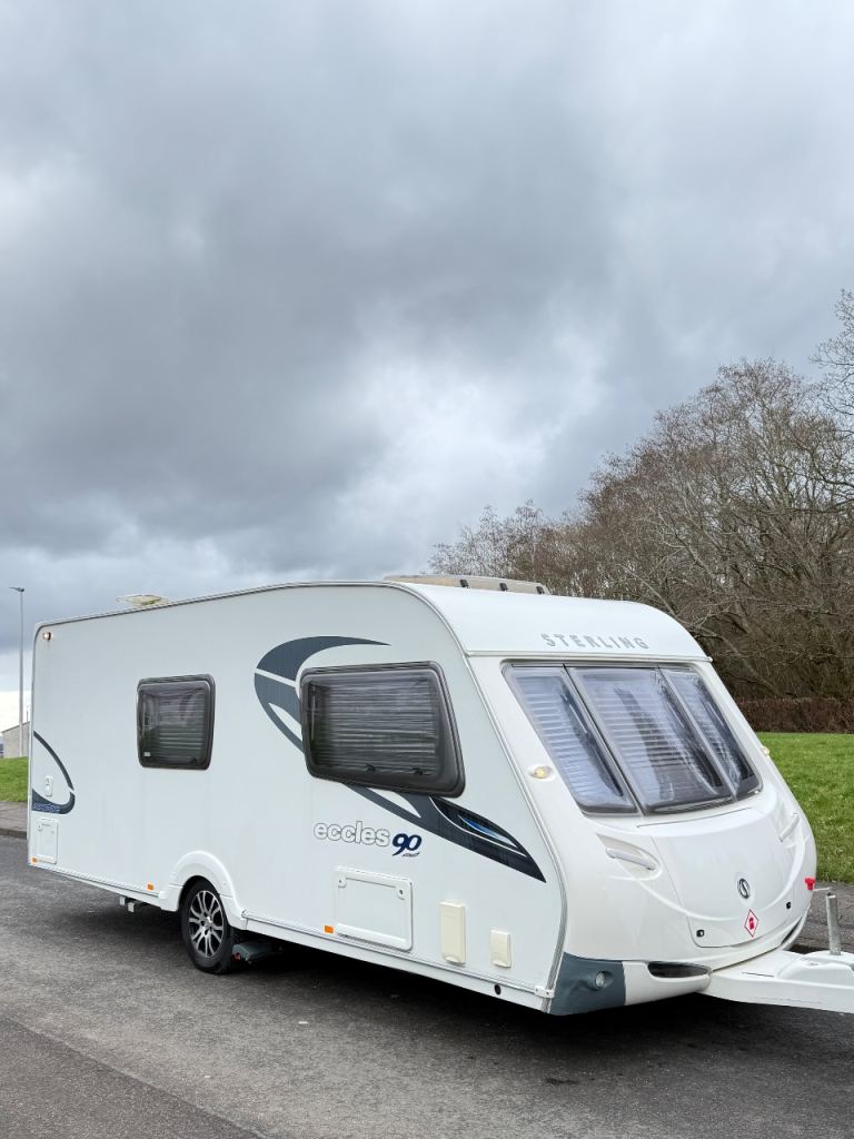 2011 4 berth Sterling Eccles moonstone  Great condition caravan 