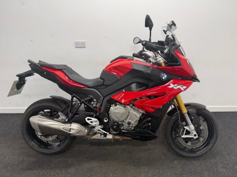 BMW S1000XR ** QUICKSHIFTER - DYNAMIC ESA - WARRANTY **