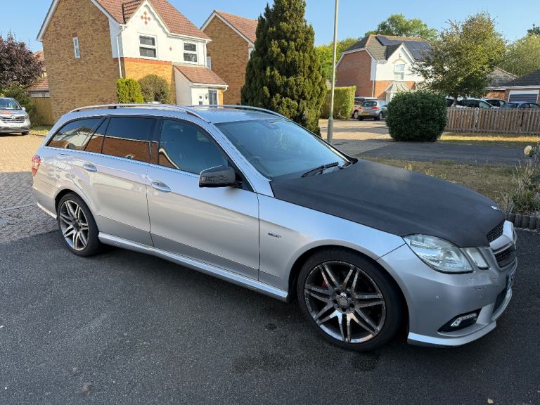 MERCEDES E220 cdi blueefficency sport 125 G tronic