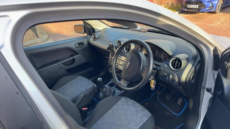 Ford Fiesta 1.25 5dr Hatchback – 2004 – Low miles (46k) – Long MOT (Sept 2026)