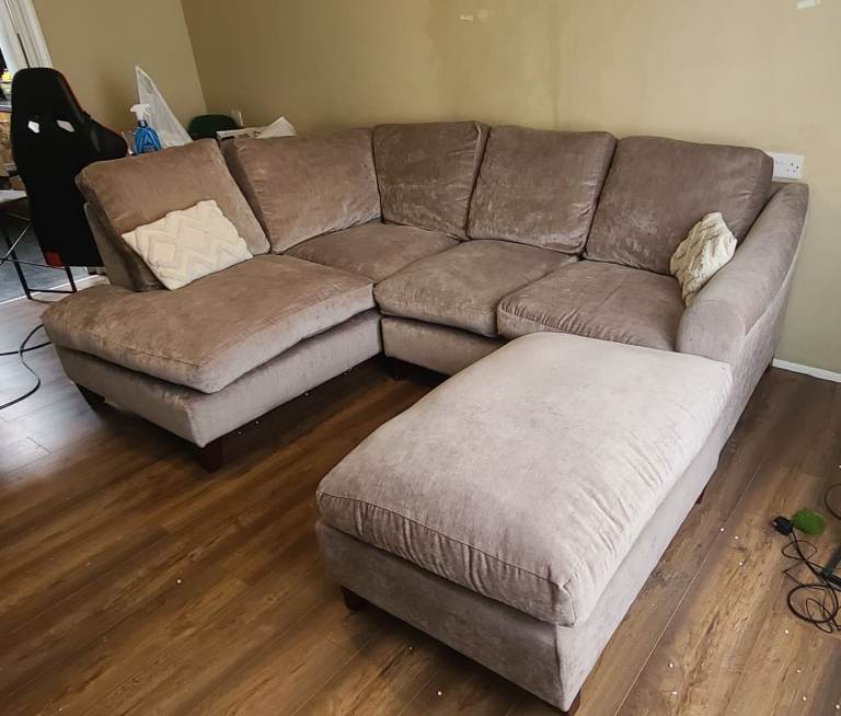 Corner sofa Laura Ashley cost £2600