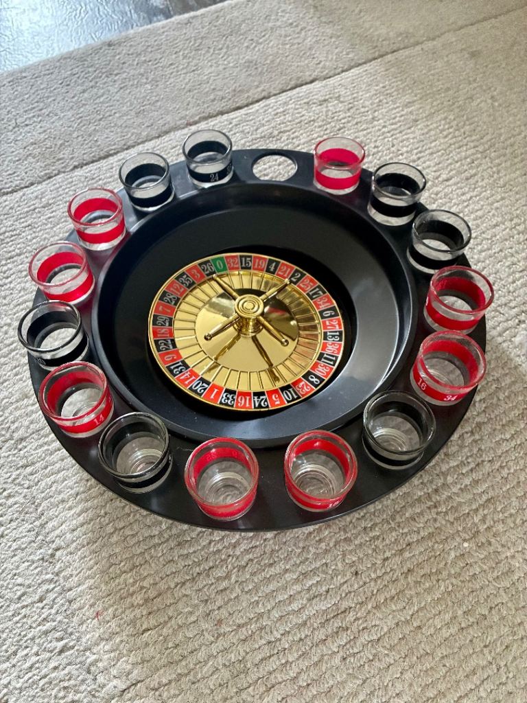 Roulette Drinking Game Set with Shot Glasses – Good Condition