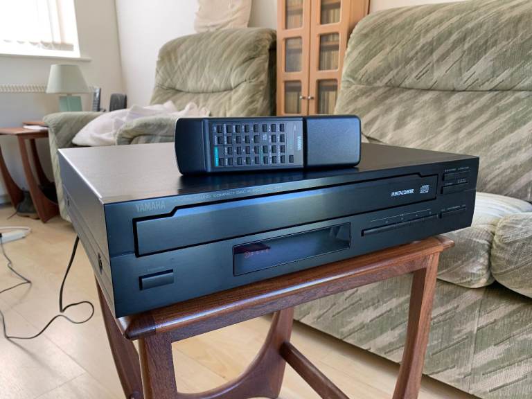 Yamaha CDC-555 Carousel 5 Disc CD Changer + Remote - Lovely Condition