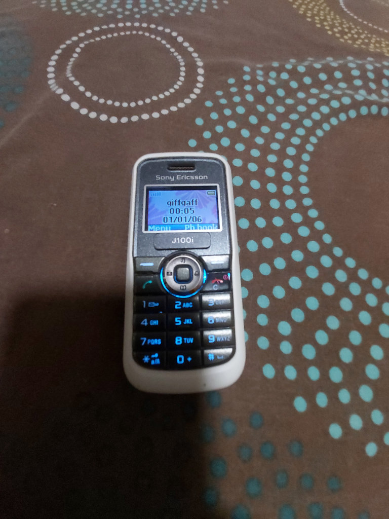 SONY ERICSSON J100 MOBILE PHONE