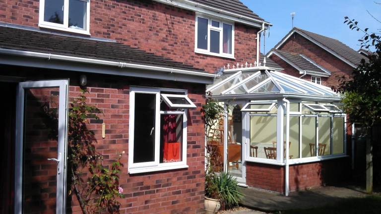 BIG Double Room opposite ASDA, Rent Includes All Utility Bills!!