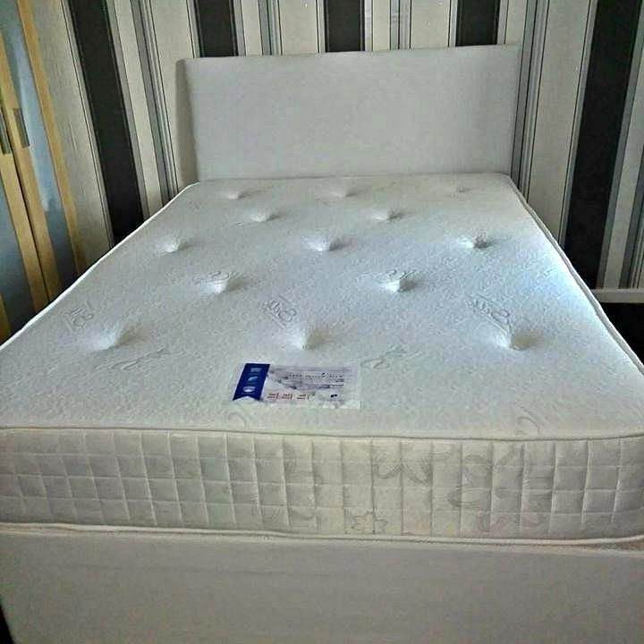 🅱💝double and single base with mattress and headboard ❣