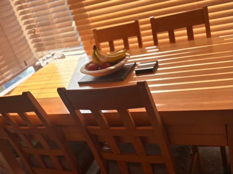 Dining table and chairs set