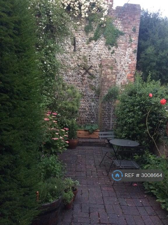 2 bedroom house in Keere Street, Lewes, BN7 (2 bed) (#3008664)