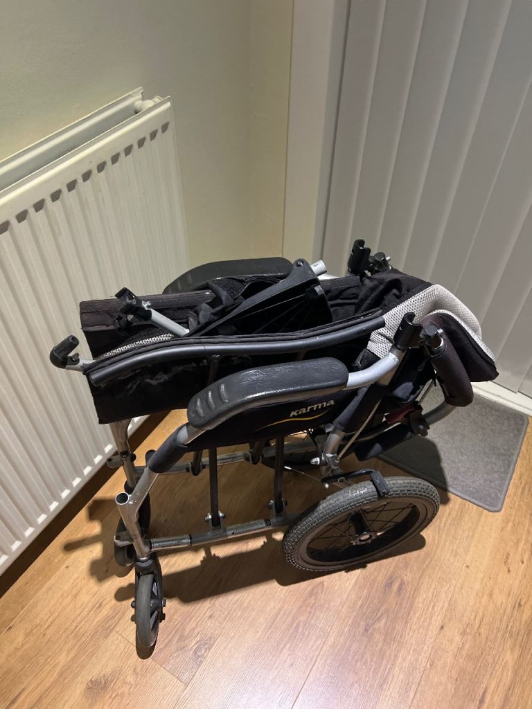 Karma Ergo Lite 2 Wheelchair 