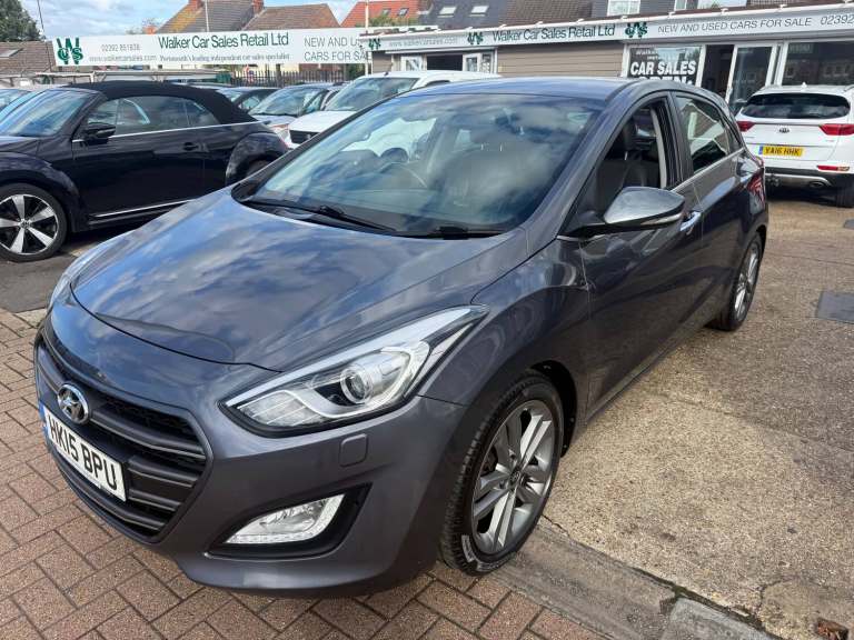 2015 Hyundai i30 1.6 Premium Hatchback 5dr Petrol Manual Euro 6 (120 ps)
