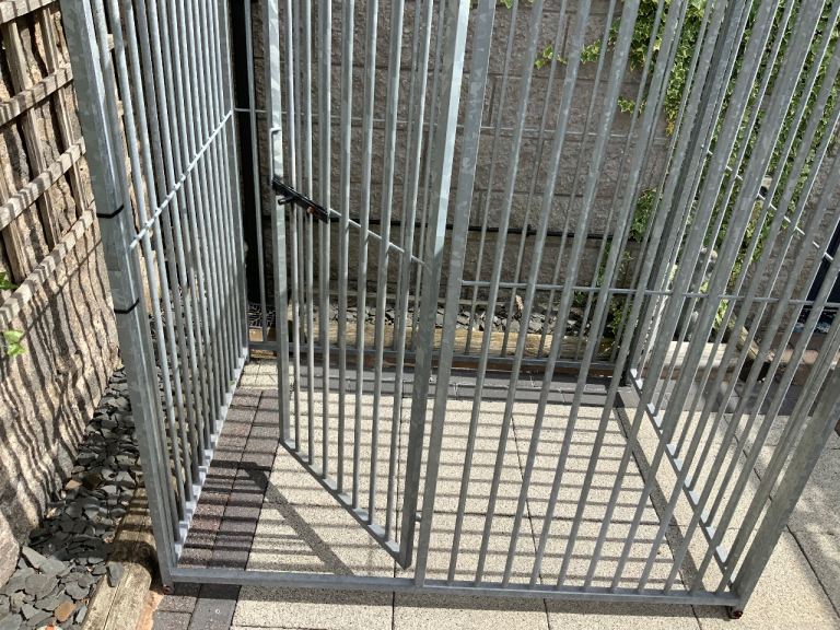 dog run panels mesh heavy -duty-galvanised 