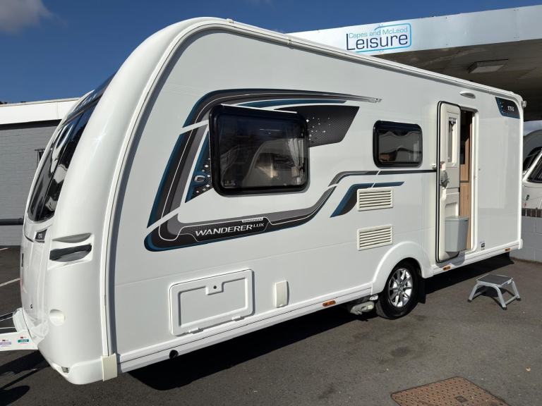 COACHMAN WANDERER 17-4, SPECIAL EDITION 4 BERTH WITH REAR WASHROOM AND MOVER