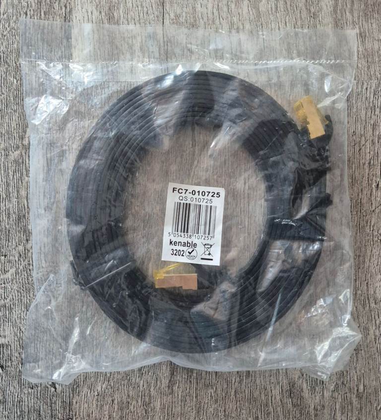 image for Kenable Cat7 shielded 600MHz/10Gbps Ethernet LAN flat cable RJ45 (4 metres)