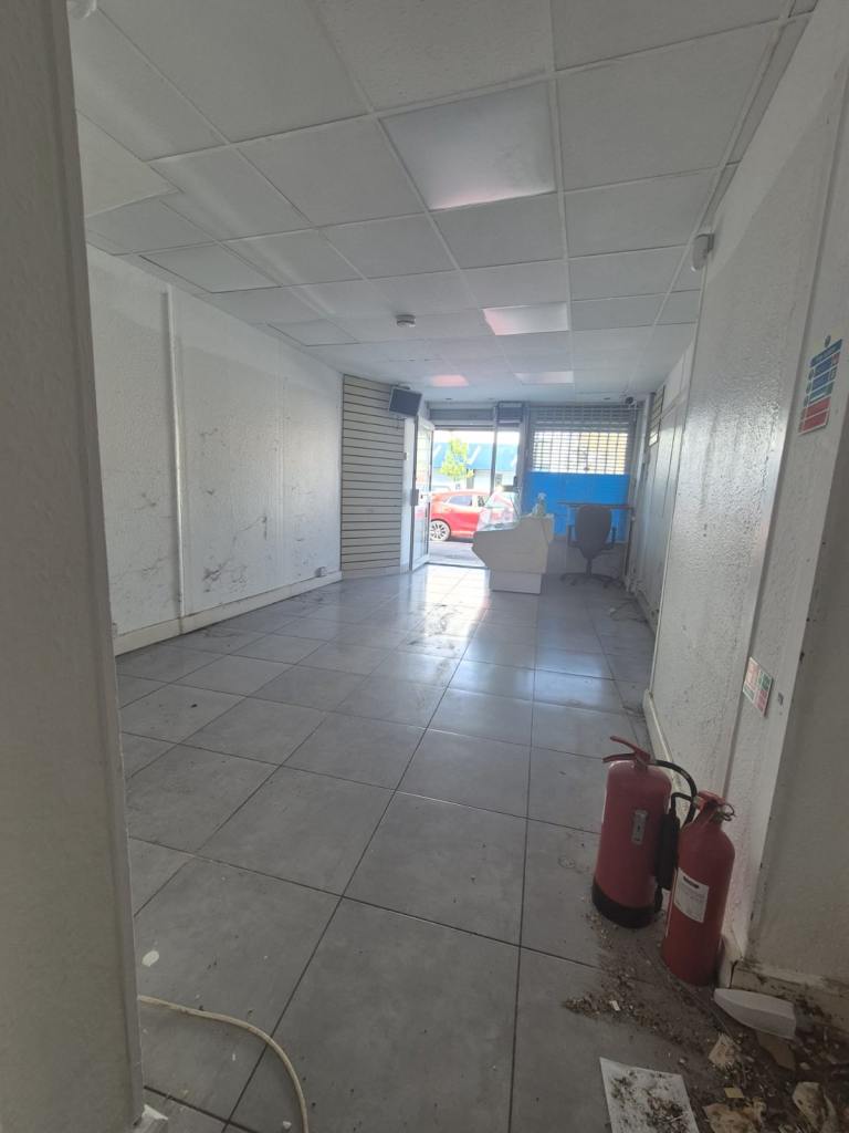 Commercial Property To Let – Catford, SE6