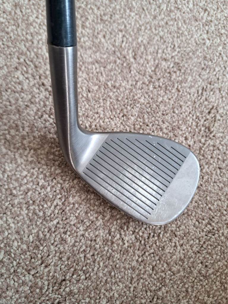 Left Hand Cleveland CG11 52 Degree Wedge