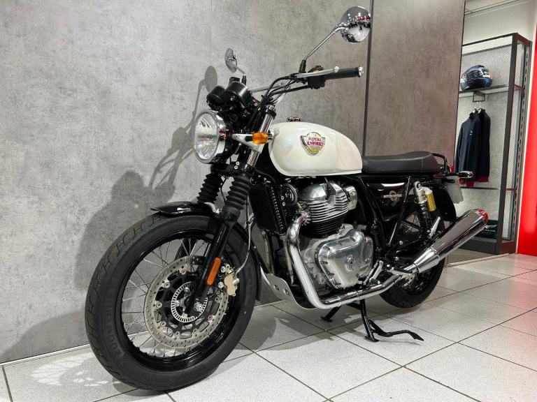 2024 Royal Enfield Interceptor 650 - 1886 miles - 1 OWNER! - STUNNING!