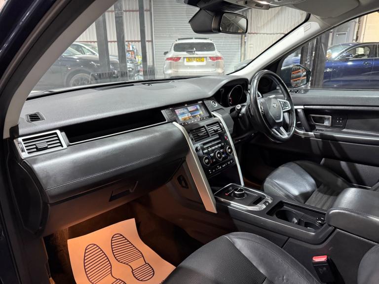 2016 Land Rover Discovery Sport 2.0 TD4 HSE Luxury SUV 5dr Diesel Auto 4WD Euro