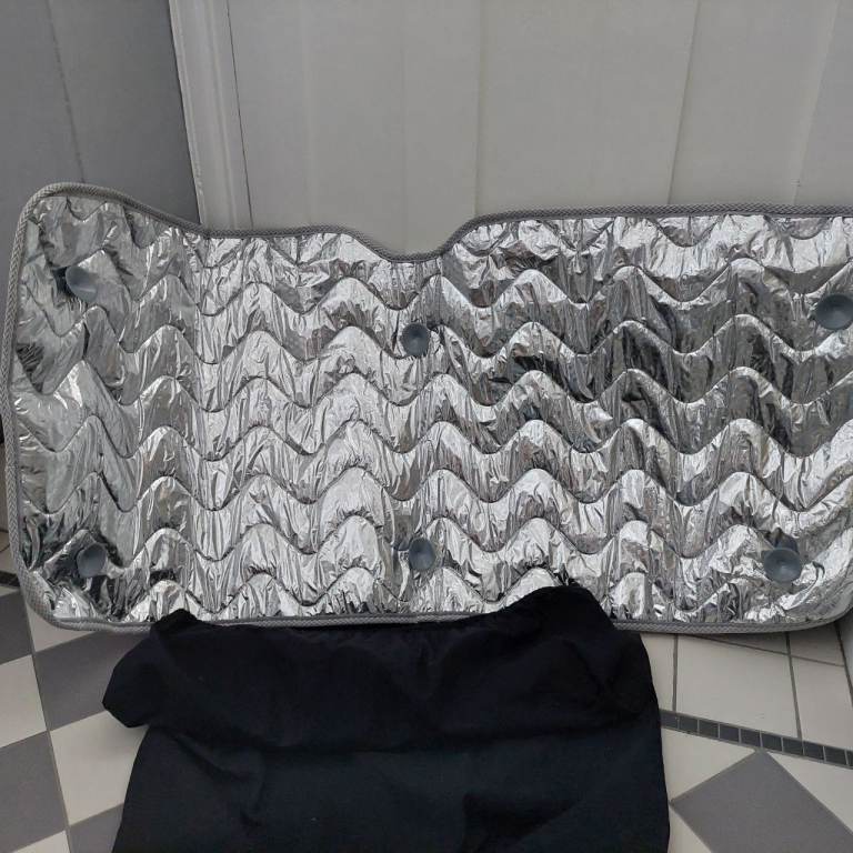 Internal thermal blackout screens for VW T5/T6