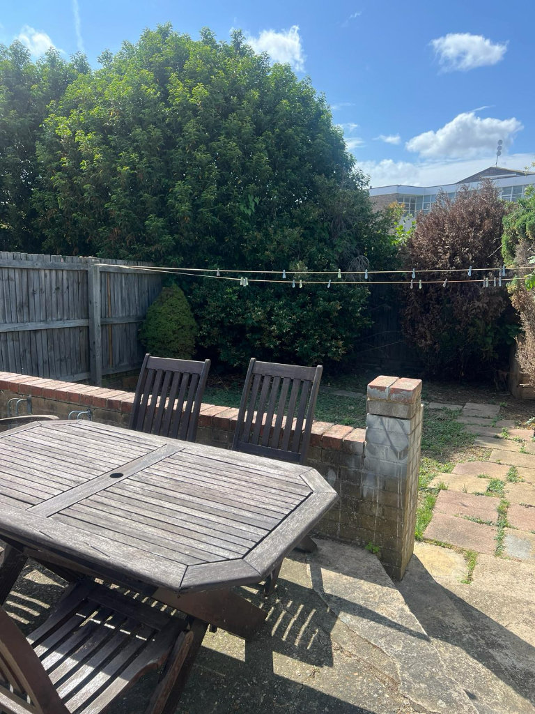 Studio Flat in Greenford UB6