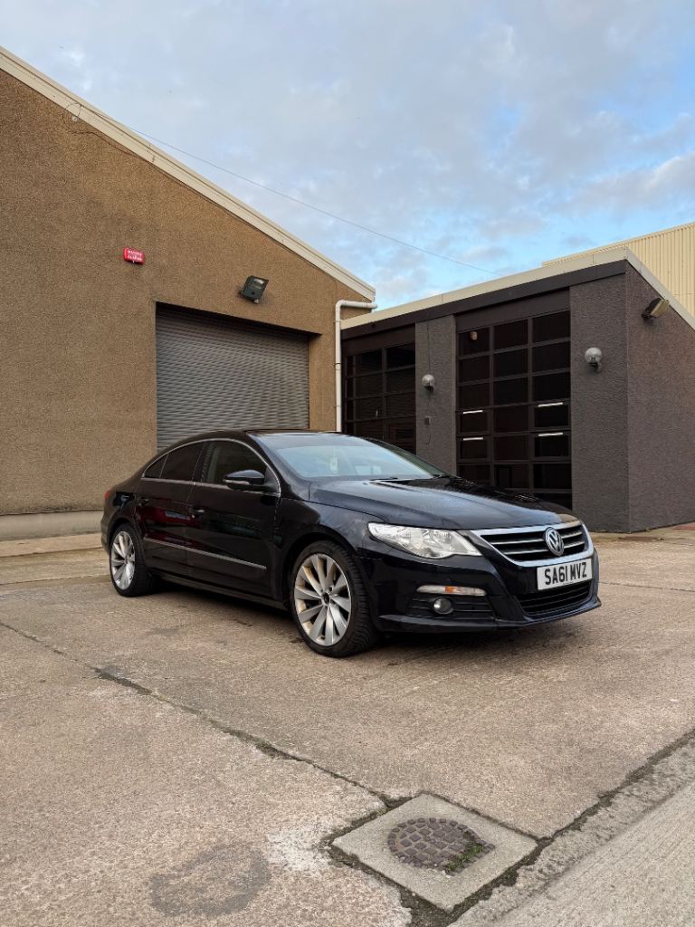 VW Passat CC 2011 2.0 TDI Bluemotion