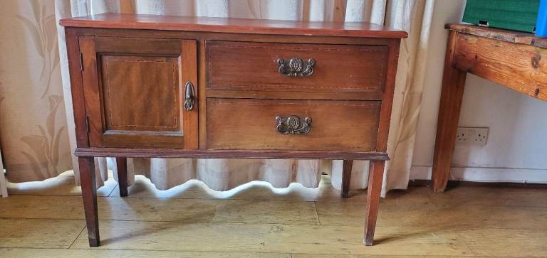 Antique gentlemans washstand