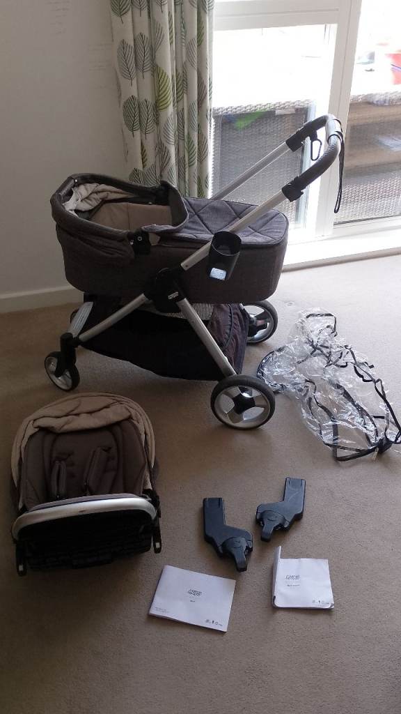 Mamas & Papas Flip XT2 Pushchair & Carrycot Bundle
