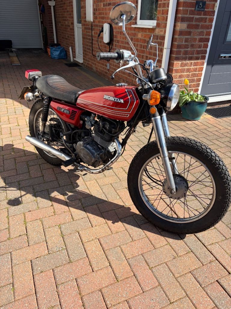 Honda CG125 Historic 1977 project, cafe racer, scrambler, brat. 