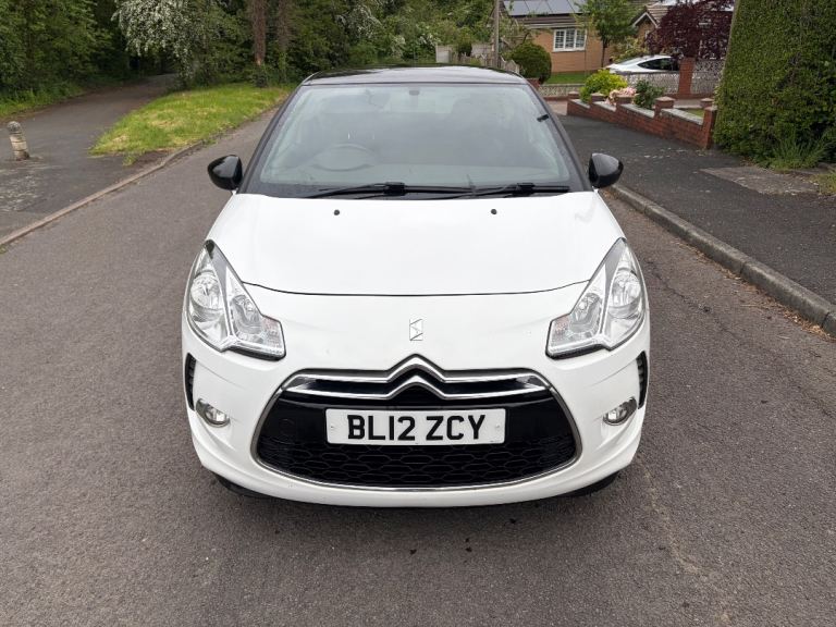 Citroen, DS3, Hatchback, 2012, Manual, 1560 (cc), 3 doors