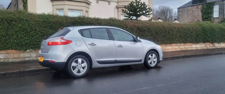 2011 Renault Megane AUTOMATIC 