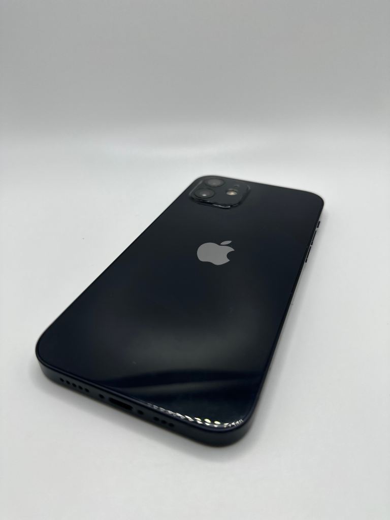 PRISTINE: Apple iPhone 12, 64gb, Black (UNLOCKED)