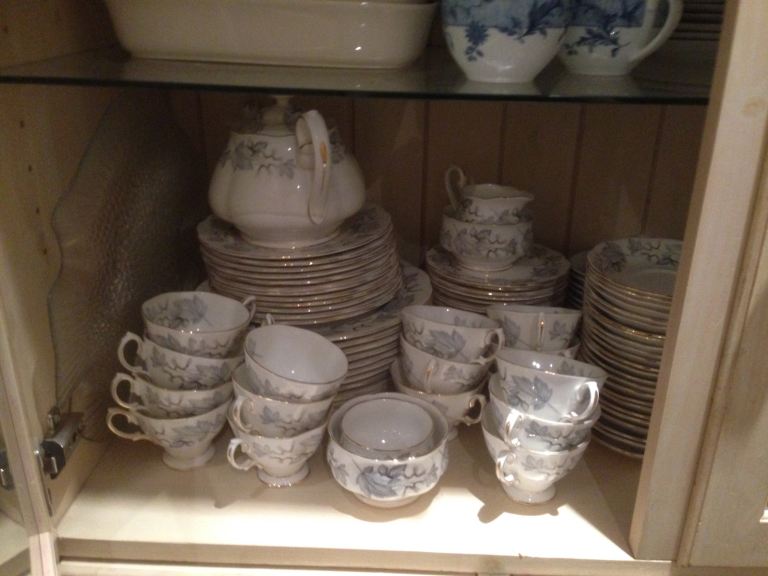 image for £4.50 each piece Royal Albert SILVER MAPLE c.140 pcs available Coffee Pot Cup Tea Plate Dinner Set