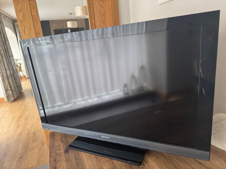 image for SONY 40 inch TV