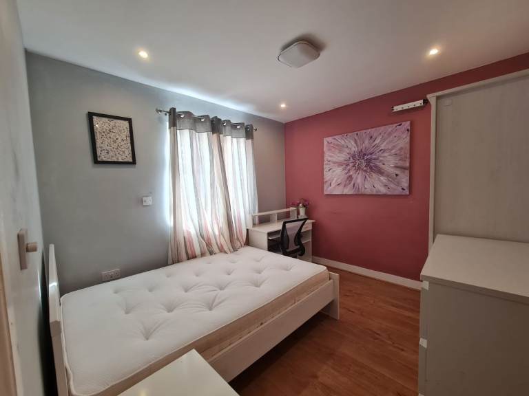 Two Double Rooms available for rent in Harrow ha2