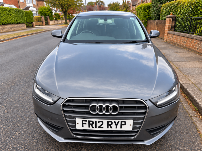 Audi, A4, Saloon, 2012, Semi-Auto, 1968 (cc), 4 doors