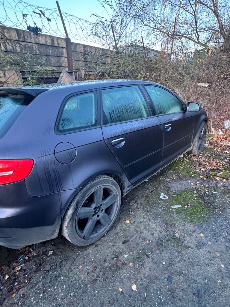 Audi A3 1.6 SE petrol, hatchback 